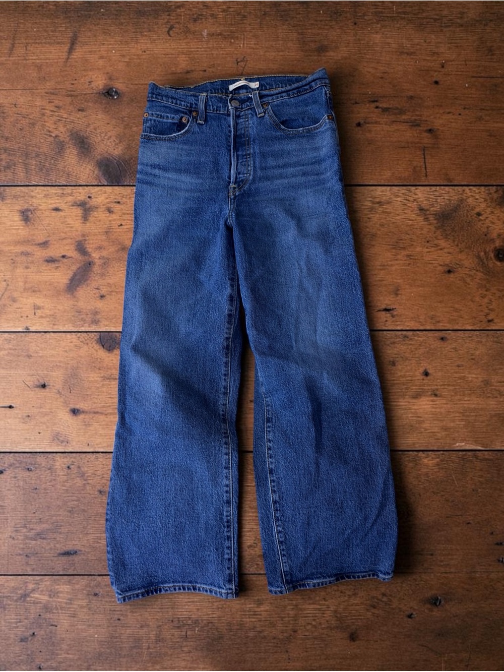 LEVI’S RIBCAGE STRAIGHT LEG ANKLE LENGTH CROP ULTRA HIGH RISE JEANS SIZE 28